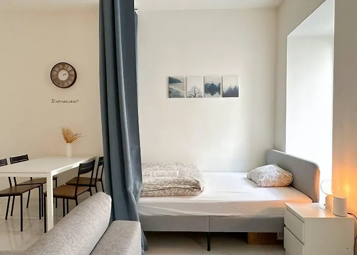 Διαμέρισμα Brand New 2 Flat Near Metro And Old *